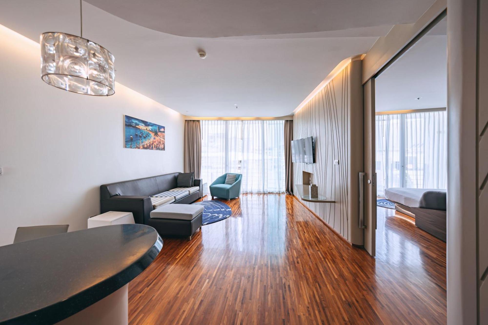 Hotel Baraquda Heeton Pattaya By Compass Hospitality Zewnętrze zdjęcie