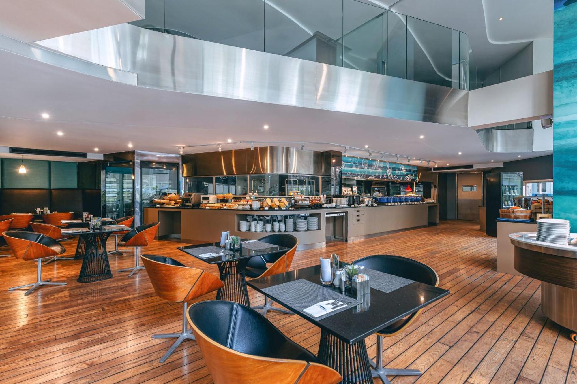 Hotel Baraquda Heeton Pattaya By Compass Hospitality Zewnętrze zdjęcie